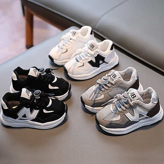 Kids Shoes for Boys Girls Soft Sneakers New 2025 Fashion Sports Runnin
