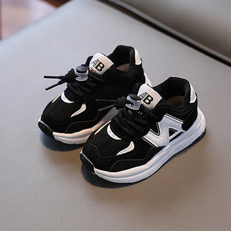 Kids Shoes for Boys Girls Soft Sneakers New 2025 Fashion Sports Runnin