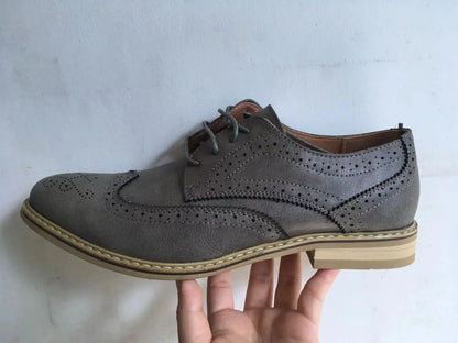 Mens Comfortable Dress Shoes New Leather Brogue Mens Flats Casual British Style Men Oxfords Fashion Formal Shoes Wedding Shoes